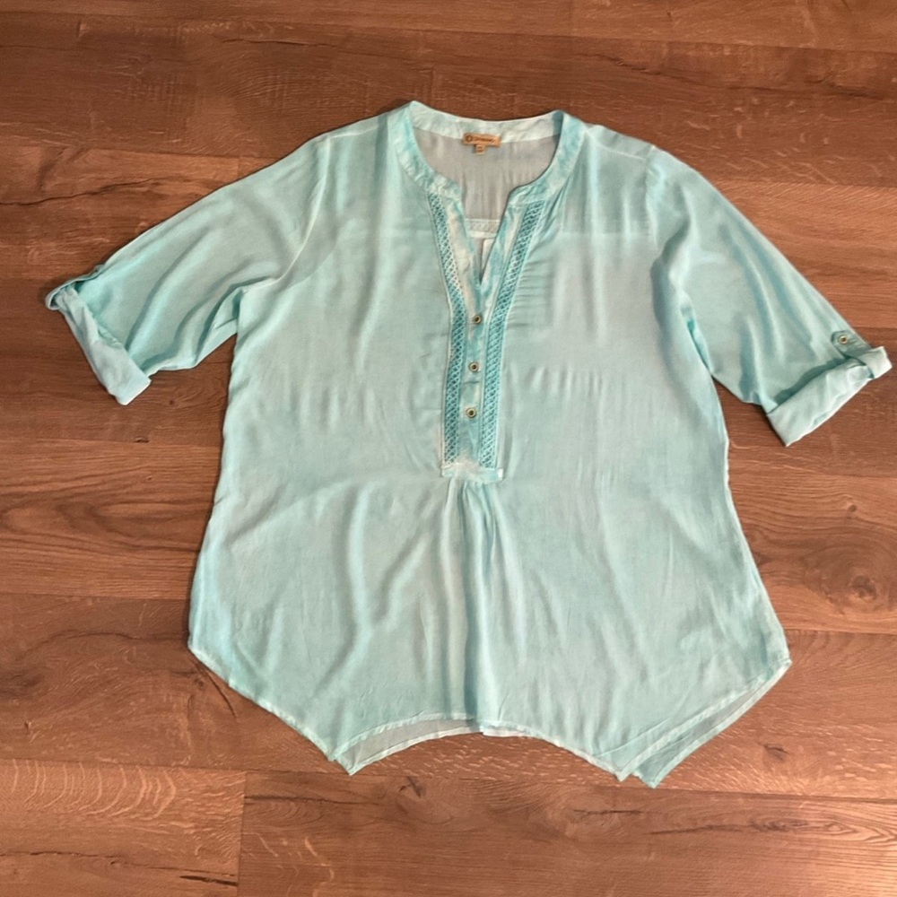 Democracy turquoise 3/4 sleeve blouse with asymmetrical hem, 1X